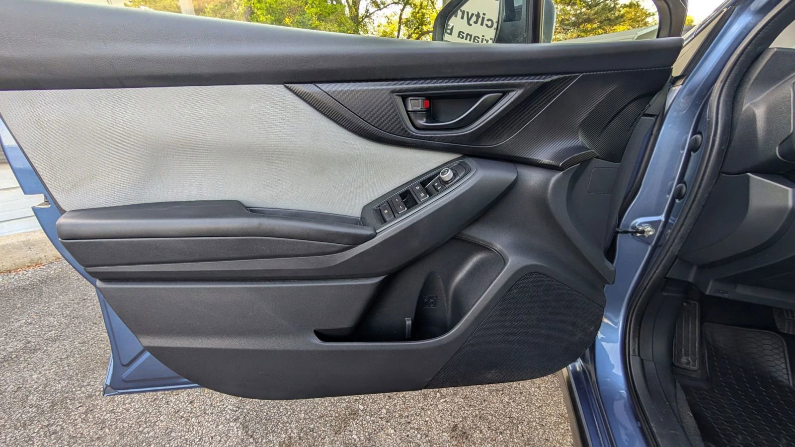 Used 2020 Subaru Crosstrek 2.0i Premium w/ Moonroof Package 1 AWD/4WD image 25