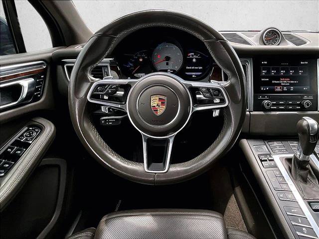 Used 2017 Porsche Macan S AWD/4WD image 7