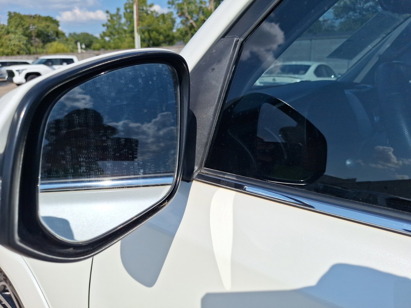 Used 2015 Toyota 4Runner Limited AWD/4WD image 13