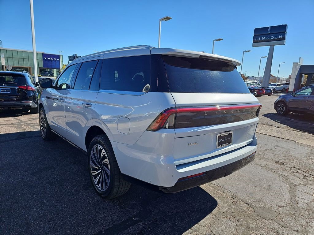 New 2025 Lincoln Navigator Black Label image 5