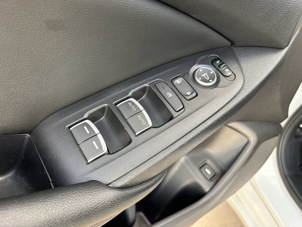 Used 2019 Honda Accord Sport image 8