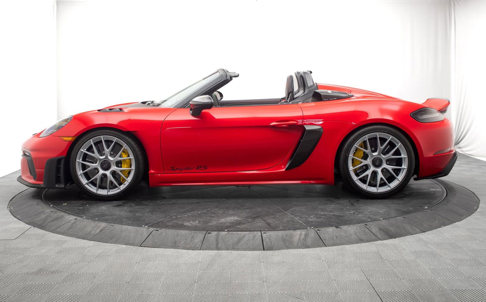 Used 2025 Porsche 718 Boxster Spyder RS image 6