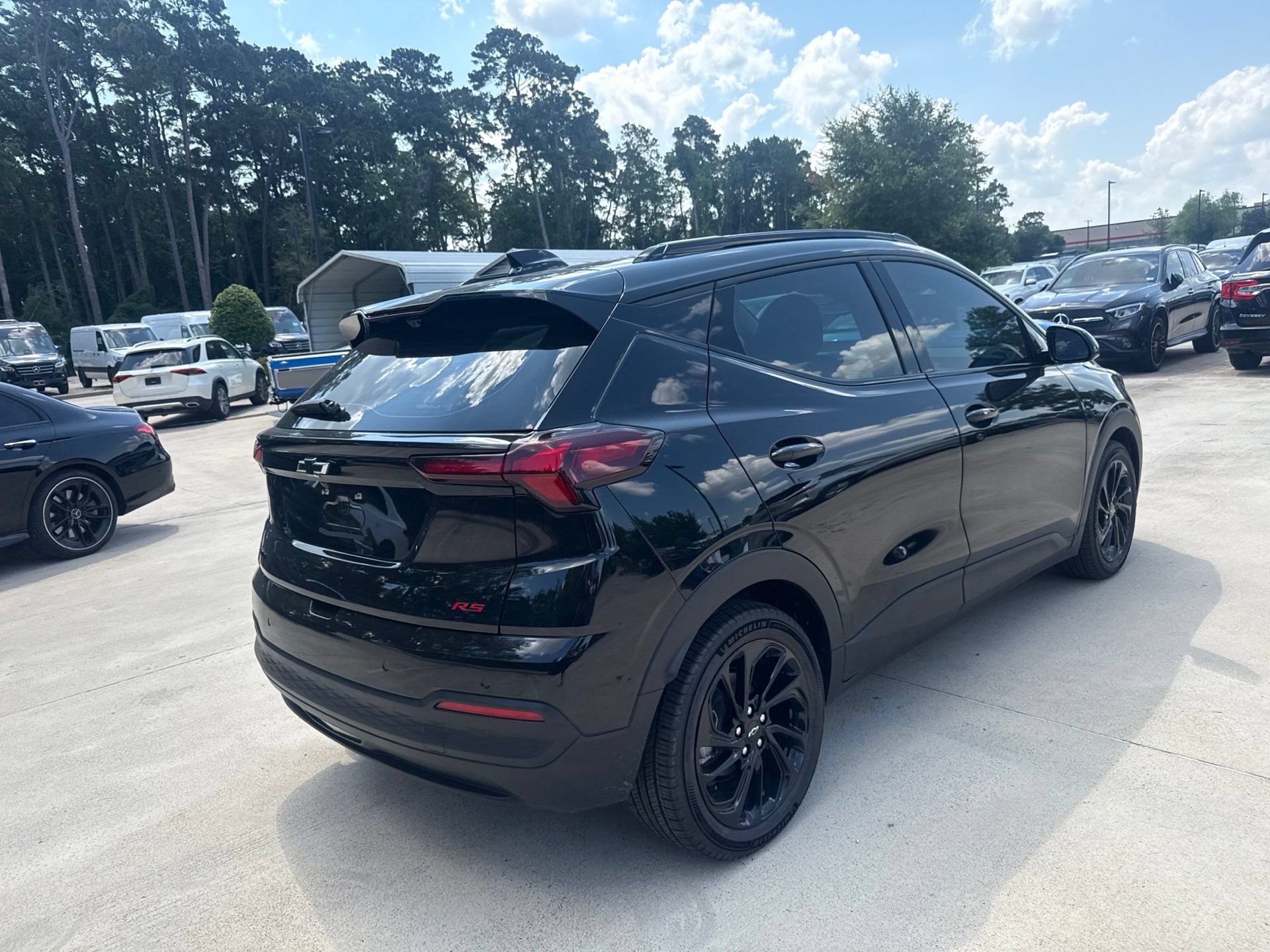 Used 2027 Chevrolet Bolt RS w/ Technology Package FWD image 4