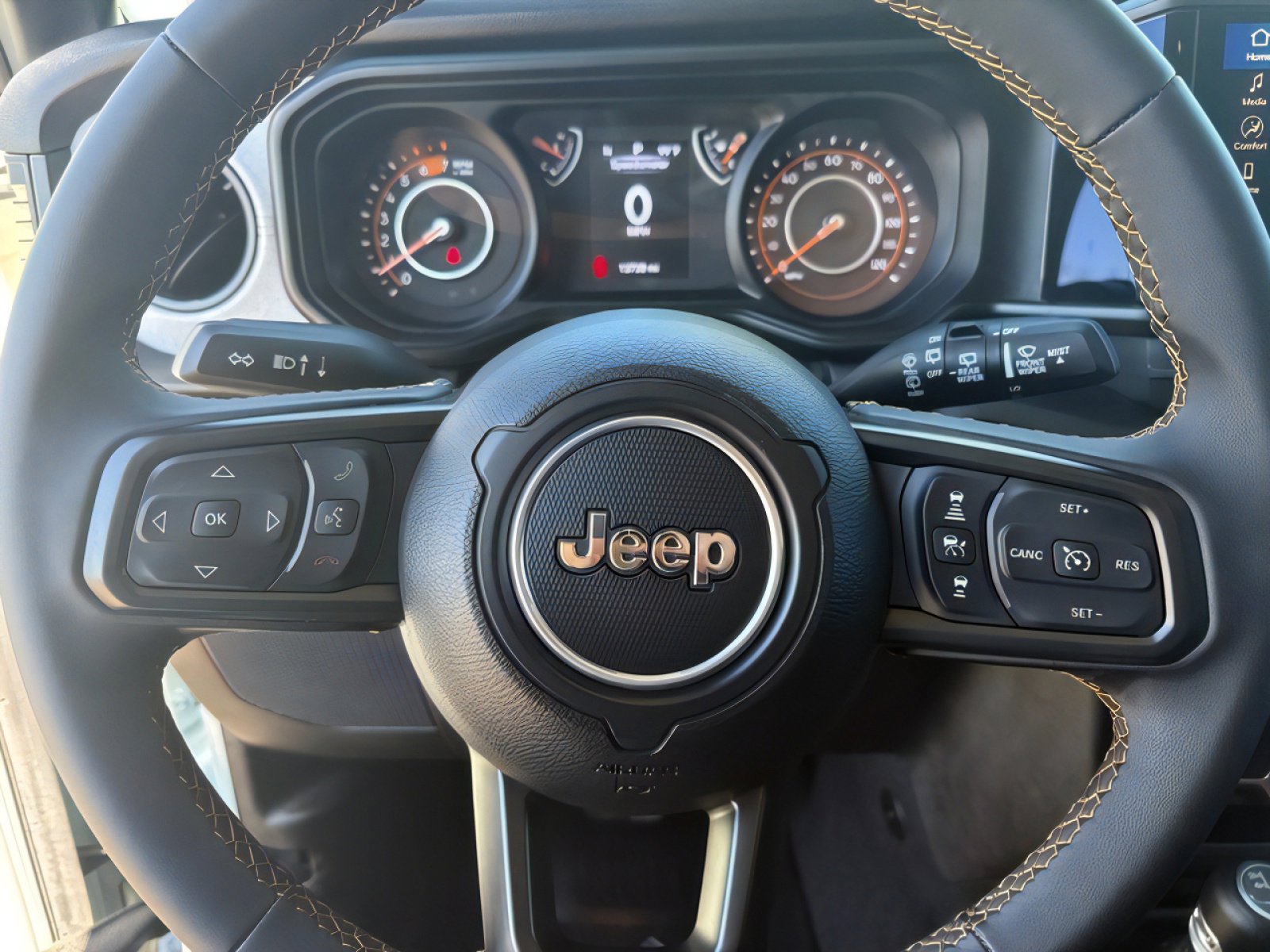 Used 2024 Jeep Wrangler Sport S image 26