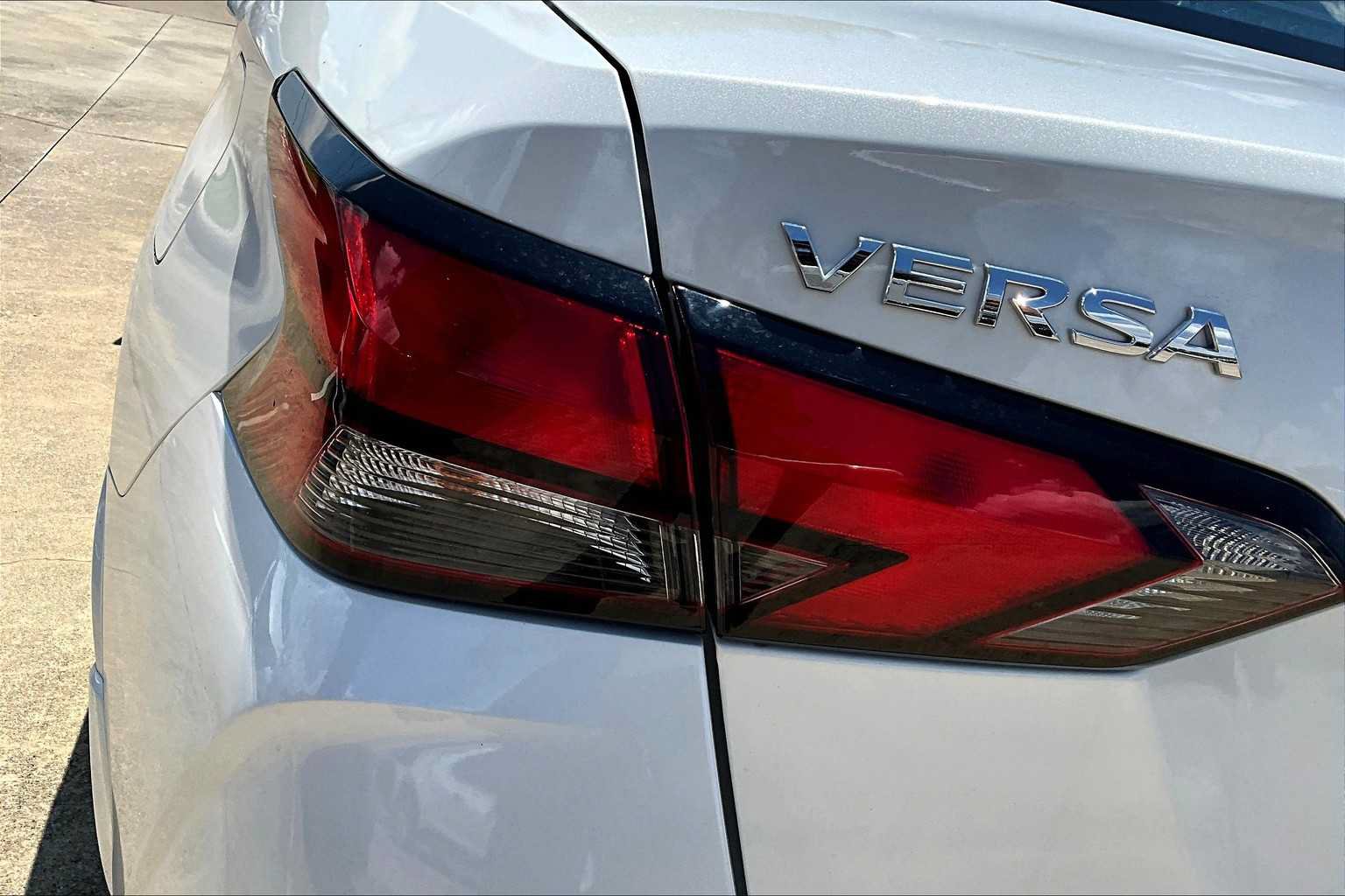 Certified 2025 Nissan Versa SV w/ Trunk Package FWD image 12