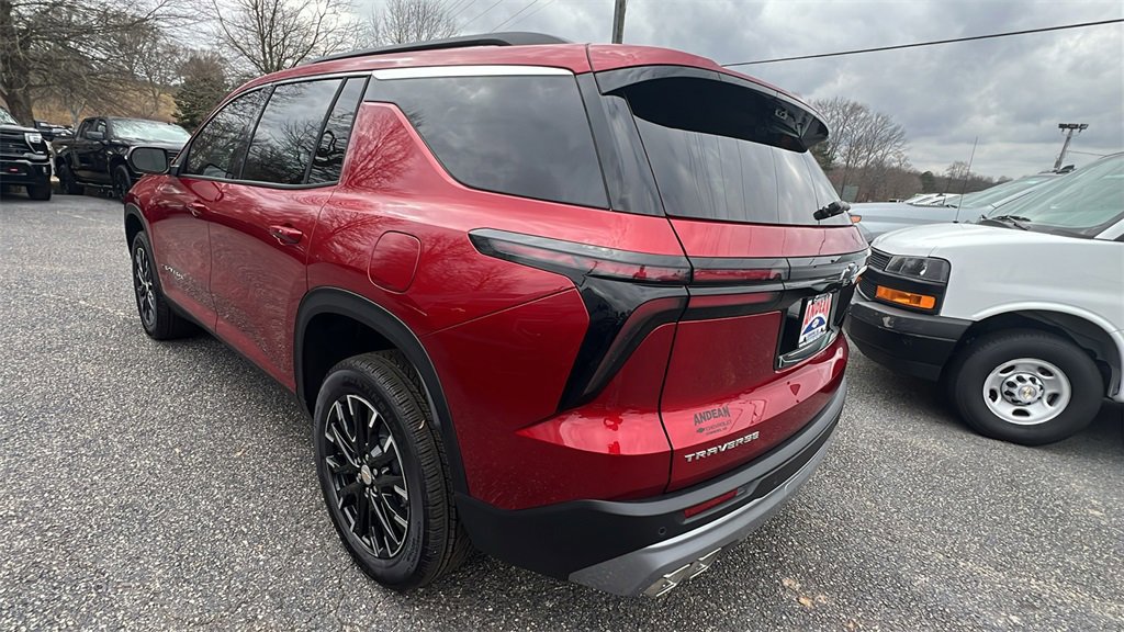 New 2026 Chevrolet Traverse LT w/ Sun and Wheel Package image 7