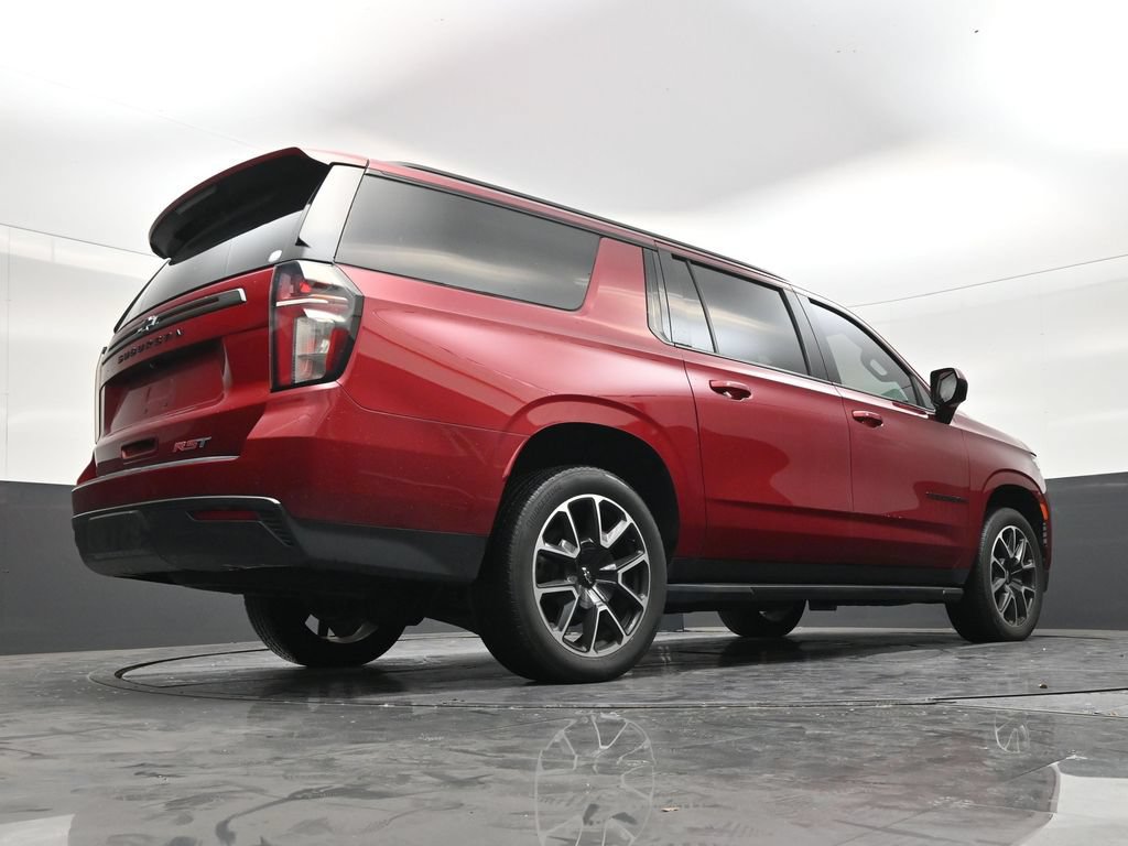 Used 2021 Chevrolet Suburban RST AWD/4WD image 23