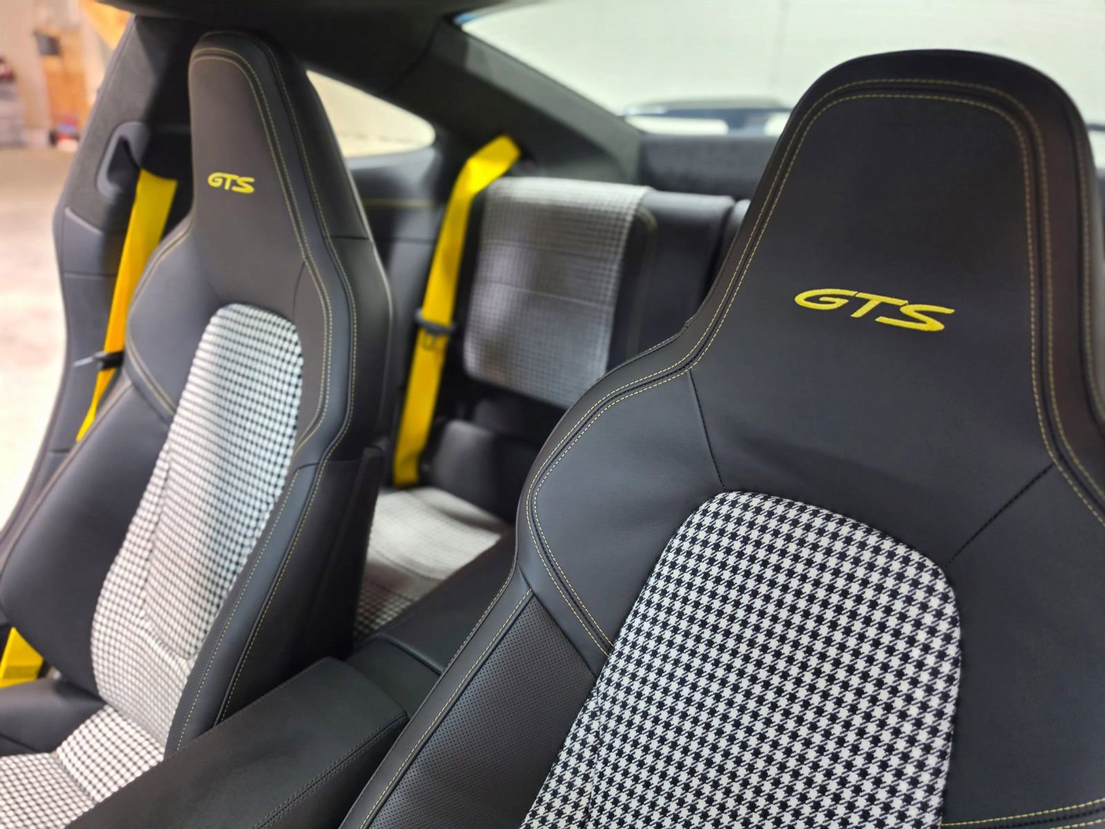 Used 2026 Porsche 911 GTS image 96