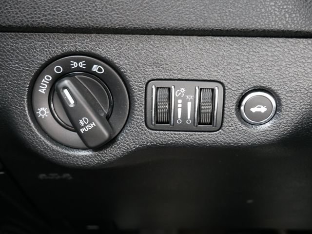 Used 2014 Dodge Charger SXT Plus AWD/4WD image 25