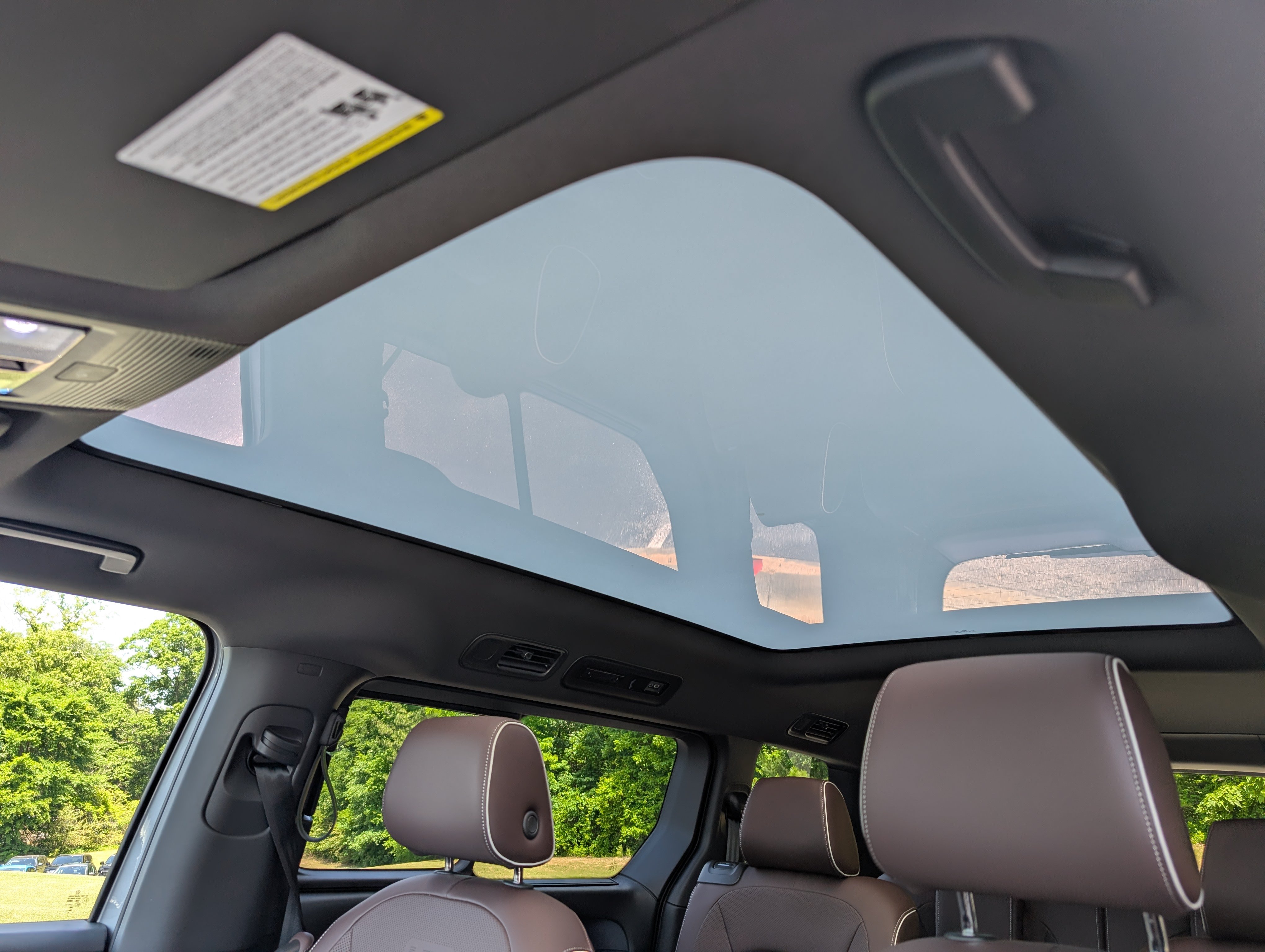 Used 2025 Volkswagen ID. Buzz Pro S Plus RWD image 15