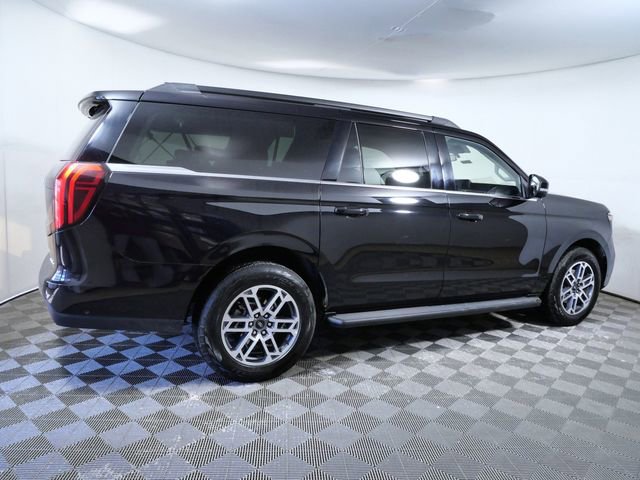 Certified 2025 Ford Expedition Max Active AWD/4WD image 8