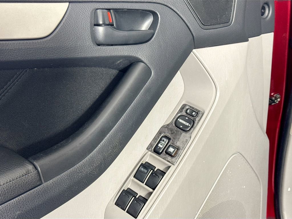 Used 2006 Toyota 4Runner SR5 RWD image 18