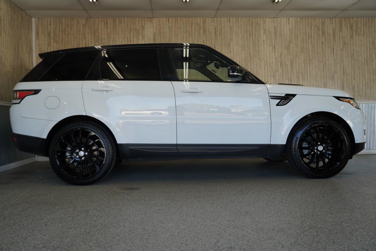 Used 2015 Land Rover Range Rover Sport HSE AWD/4WD image 6