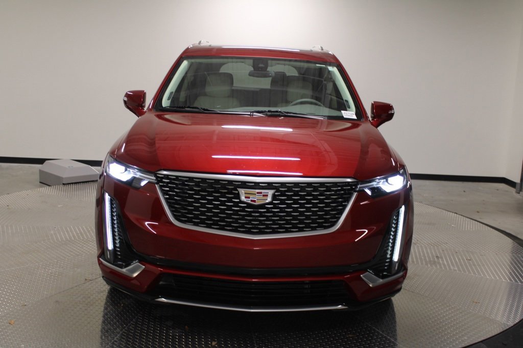 Used 2024 Cadillac XT6 Premium Luxury image 8