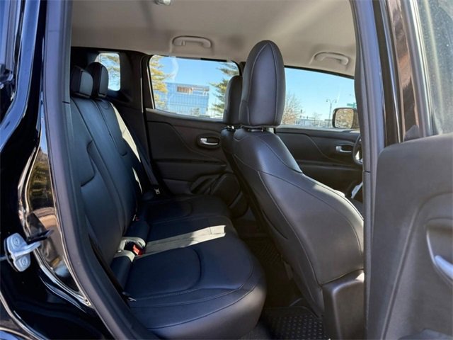 Used 2023 Jeep Renegade Limited image 10