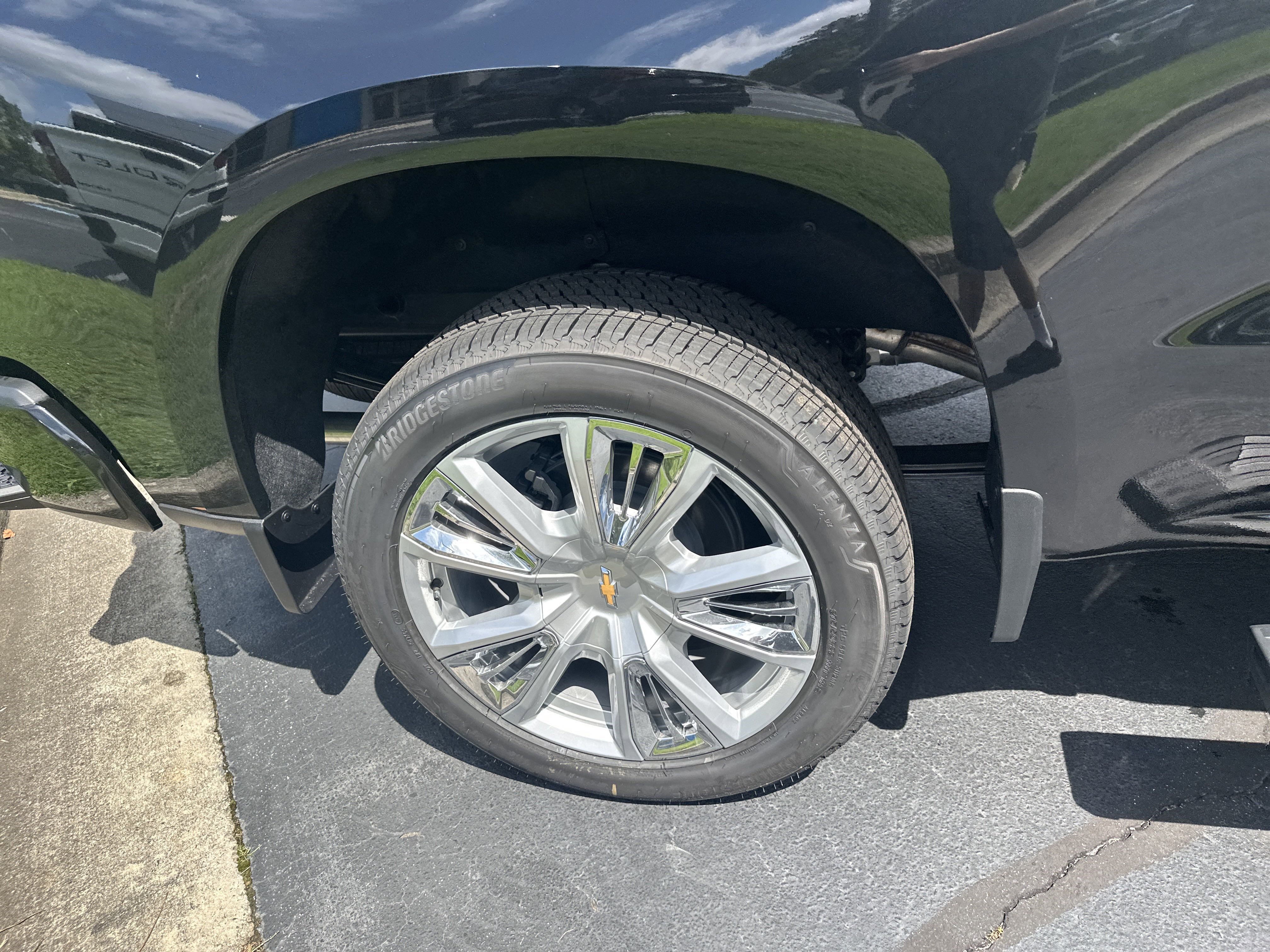 New 2025 Chevrolet Silverado 1500 High Country image 18