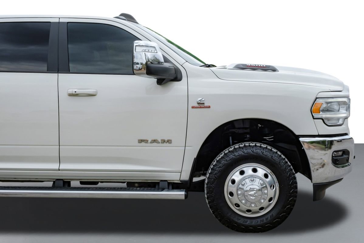 Used 2024 RAM 3500 Laramie w/ Sport Appearance Package image 7