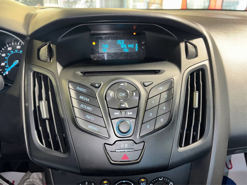Used 2013 Ford Focus S FWD image 23