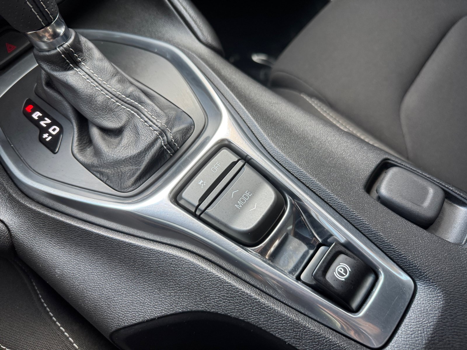 Used 2017 Chevrolet Camaro SS RWD image 22