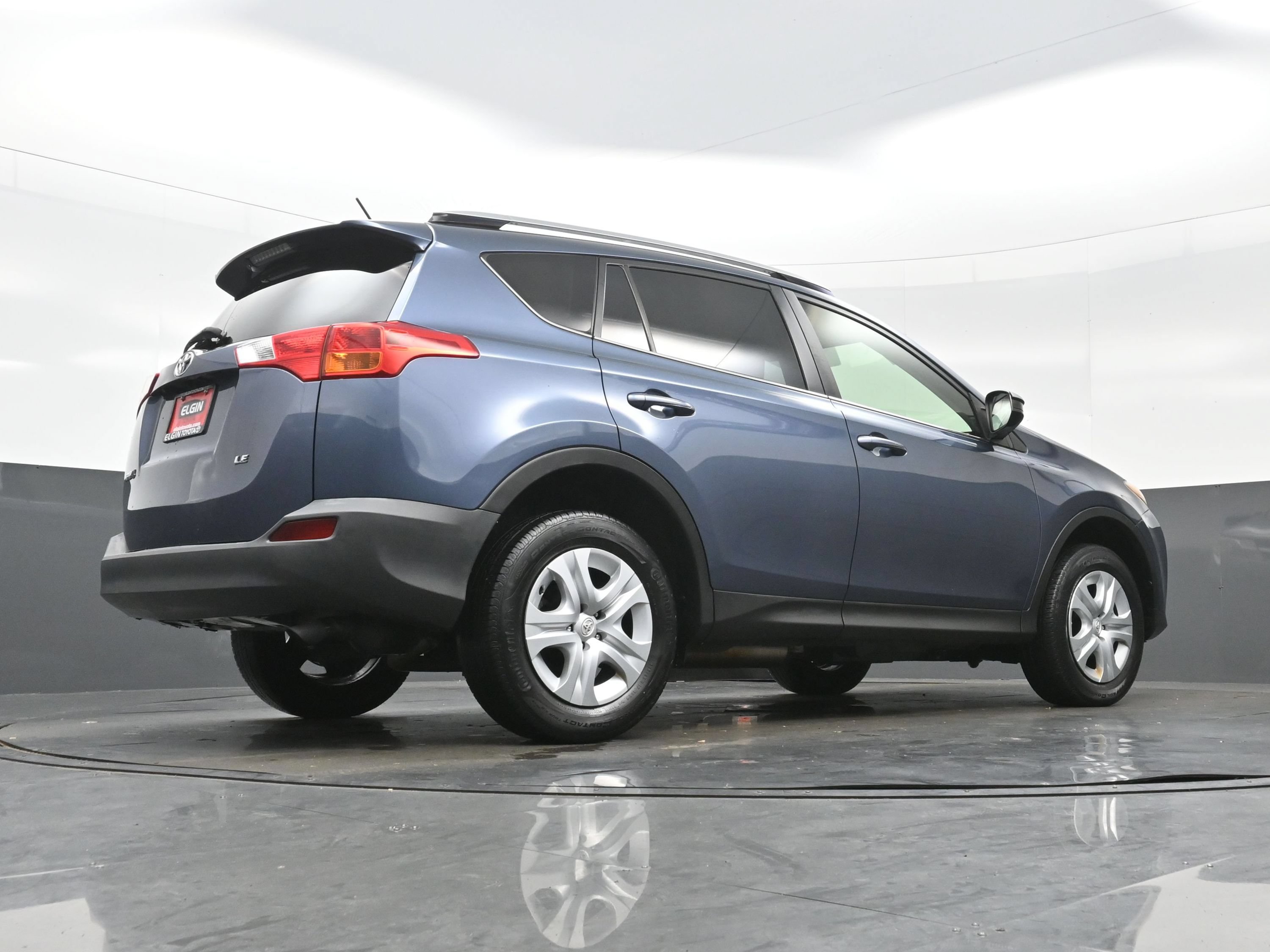Used 2014 Toyota RAV4 LE FWD image 29