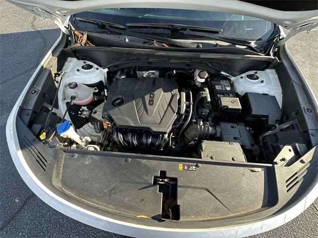 Used 2022 Kia Sorento LX image 16