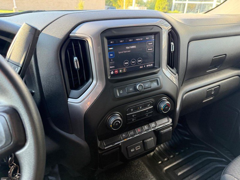 Used 2021 Chevrolet Silverado 1500 W/T w/ WT Value Package AWD/4WD image 23