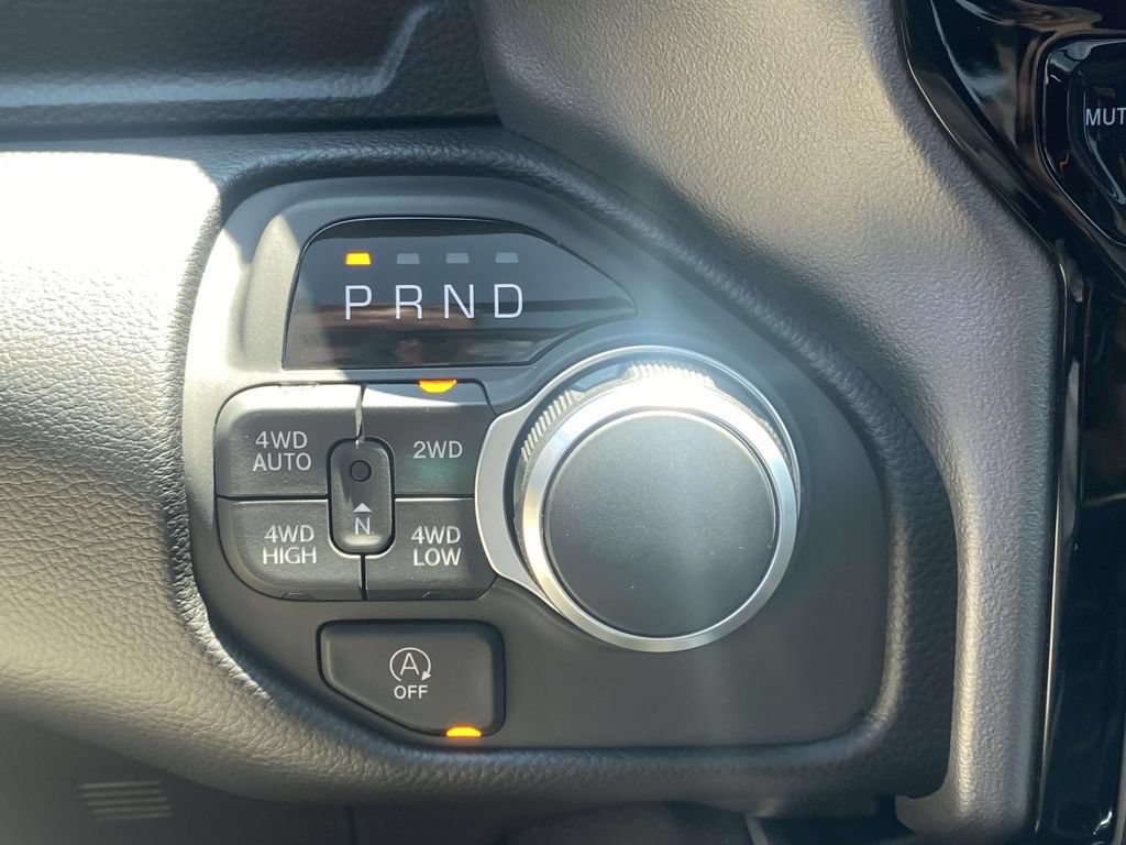 New 2026 RAM 1500 Big Horn AWD/4WD image 26