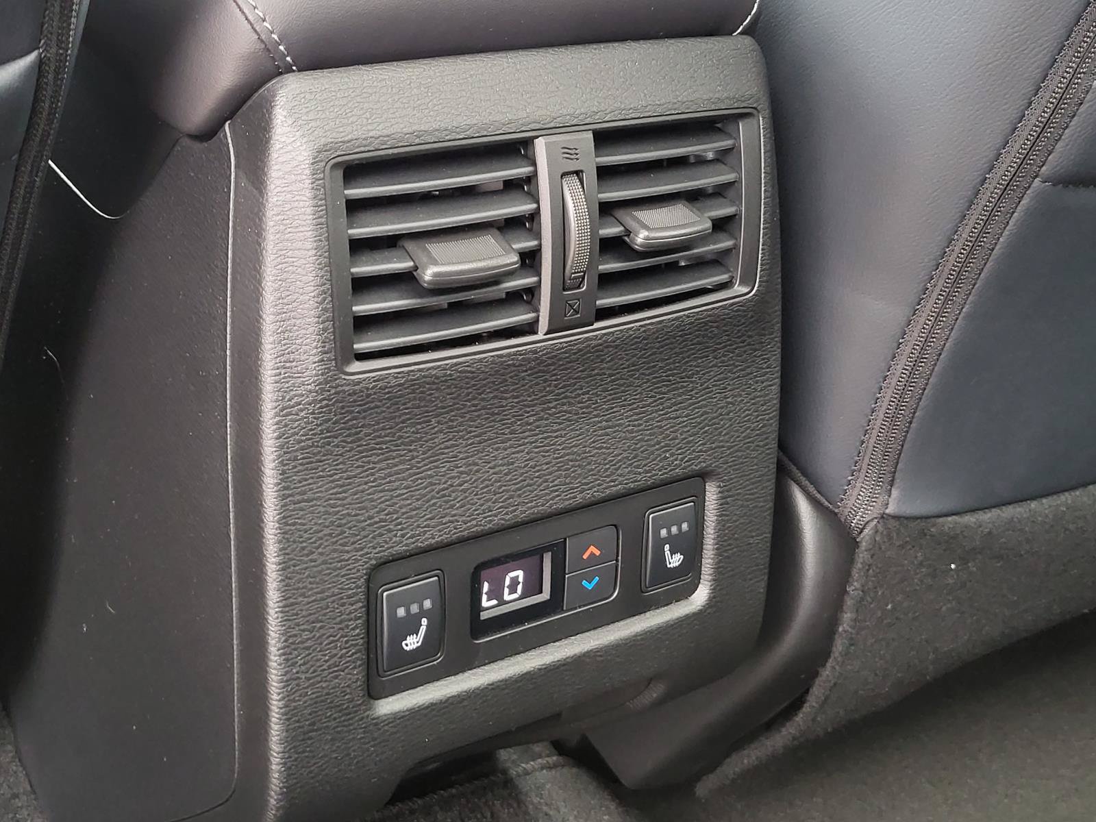 New 2026 Nissan Rogue Platinum AWD/4WD image 17