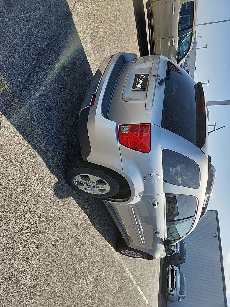 Used 2008 Pontiac Torrent 2WD w/ Preferred Package image 8