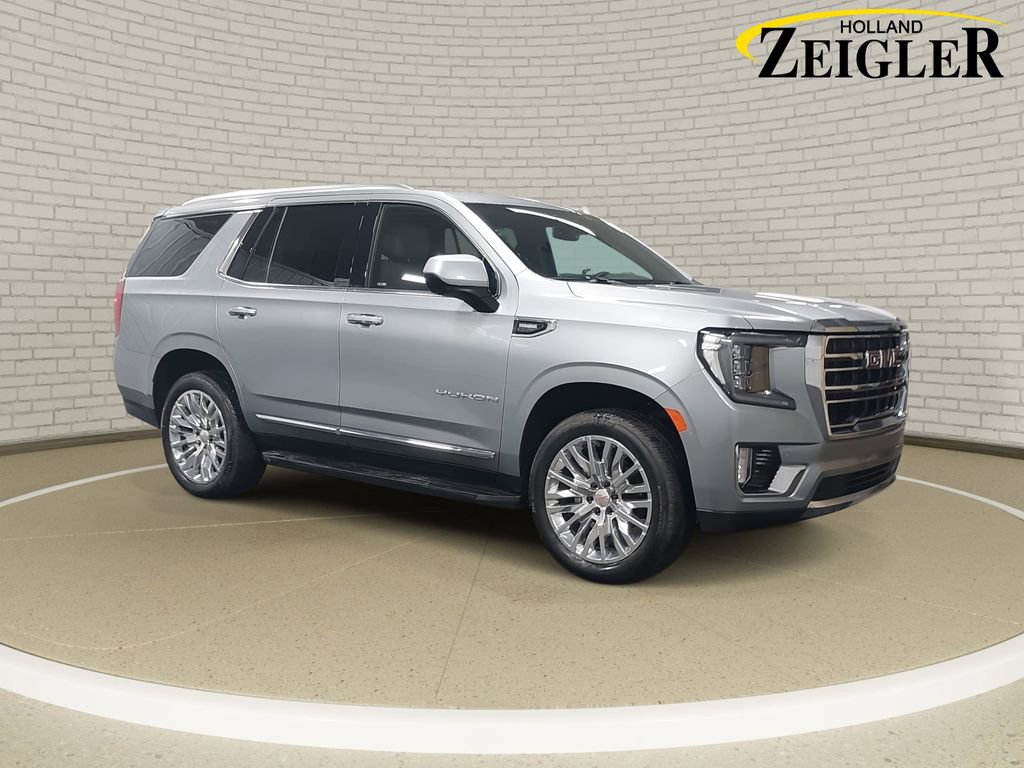 Used 2024 GMC Yukon SLT w/ Max Trailering Package AWD/4WD image 3