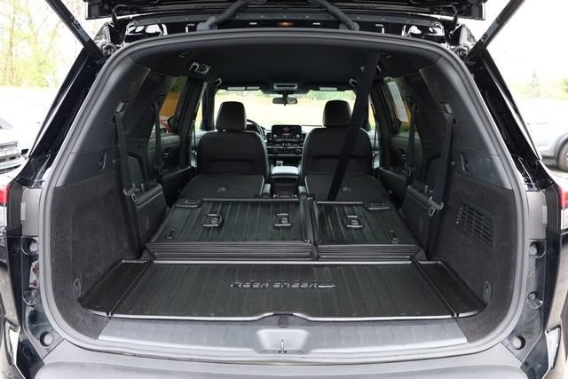 Certified 2025 Nissan Pathfinder Rock Creek AWD/4WD image 9