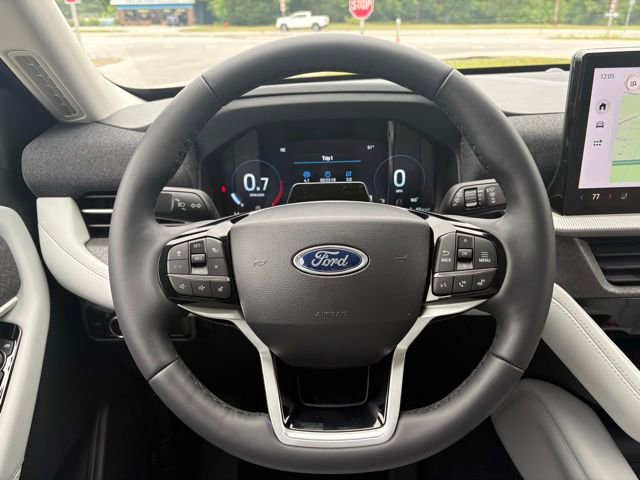 New 2026 Ford Explorer Platinum w/ LUX Leather Package AWD/4WD image 14