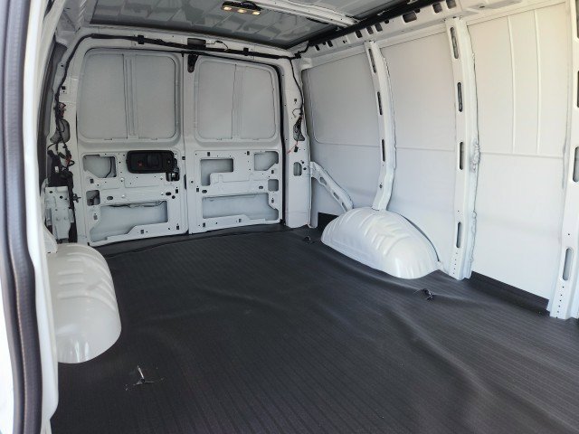 New 2025 Chevrolet Express 2500 WT w/ Enhanced Convenience Package image 10