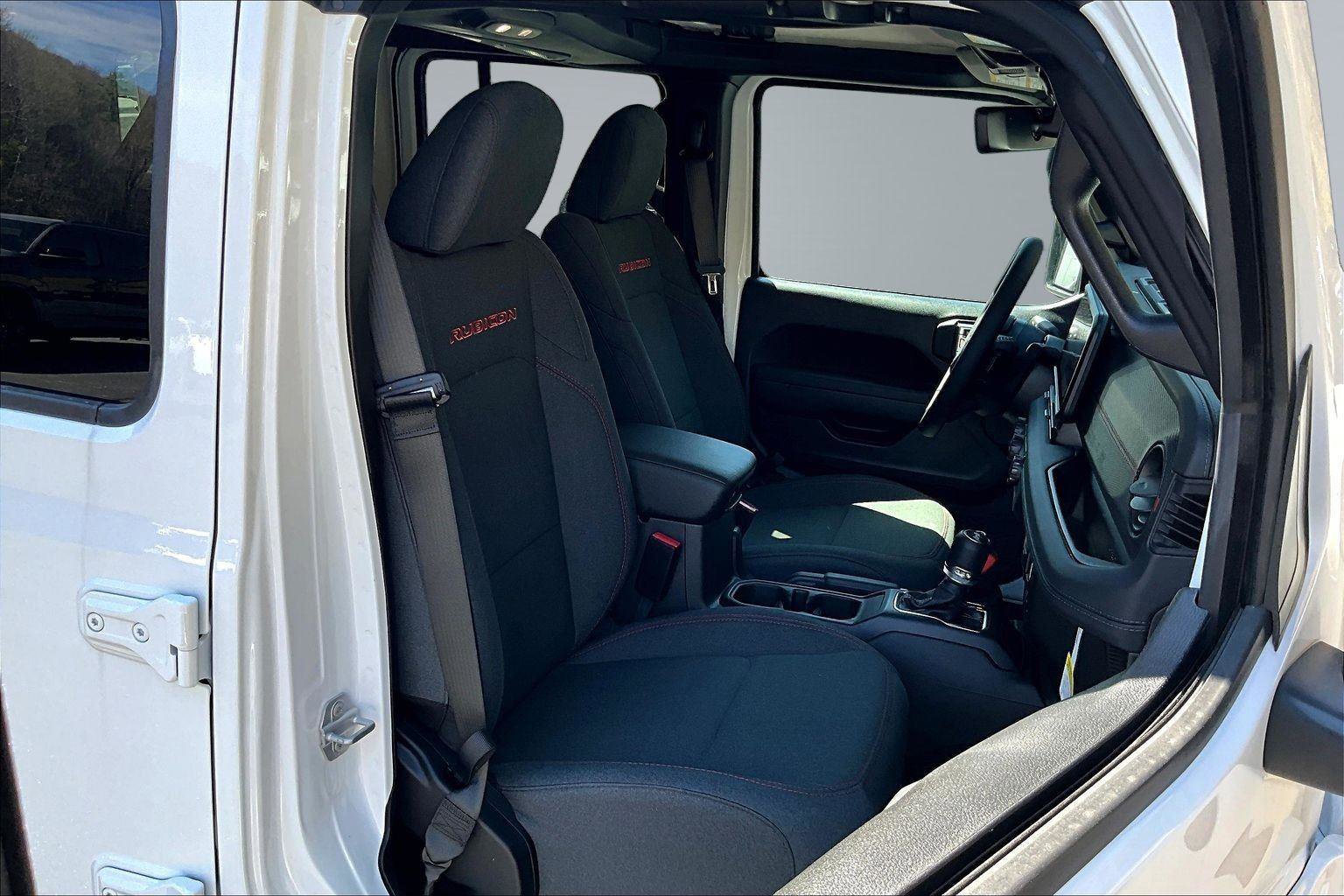 New 2026 Jeep Wrangler Unlimited Rubicon AWD/4WD image 8