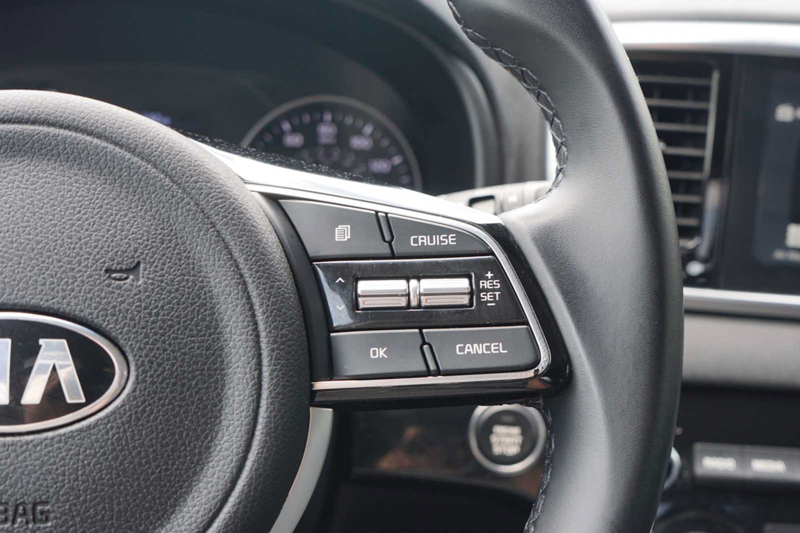 Used 2020 Kia Sportage EX FWD image 12
