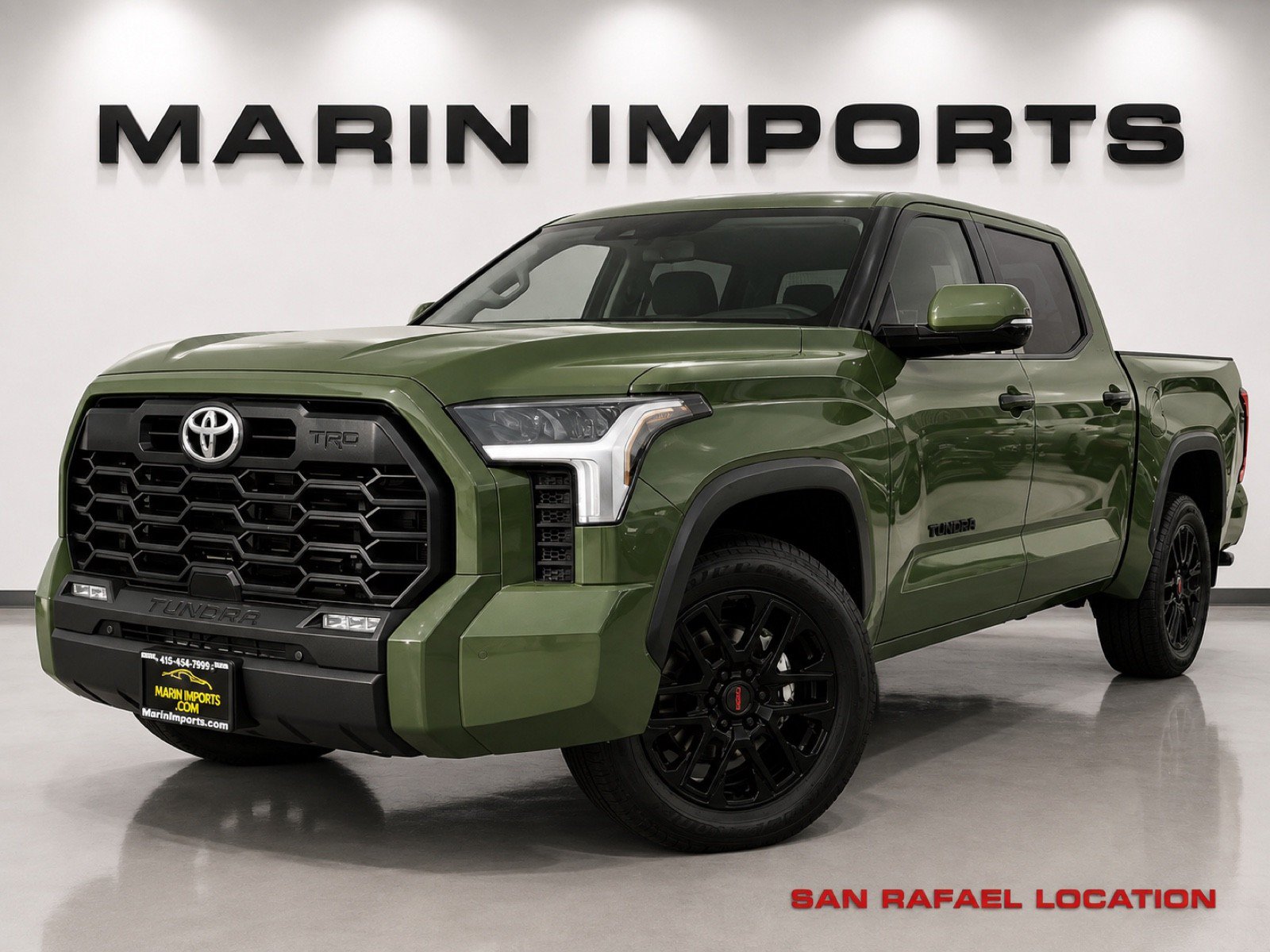 Used 2022 Toyota Tundra SR5 w/ TRD Sport Package AWD/4WD image 1
