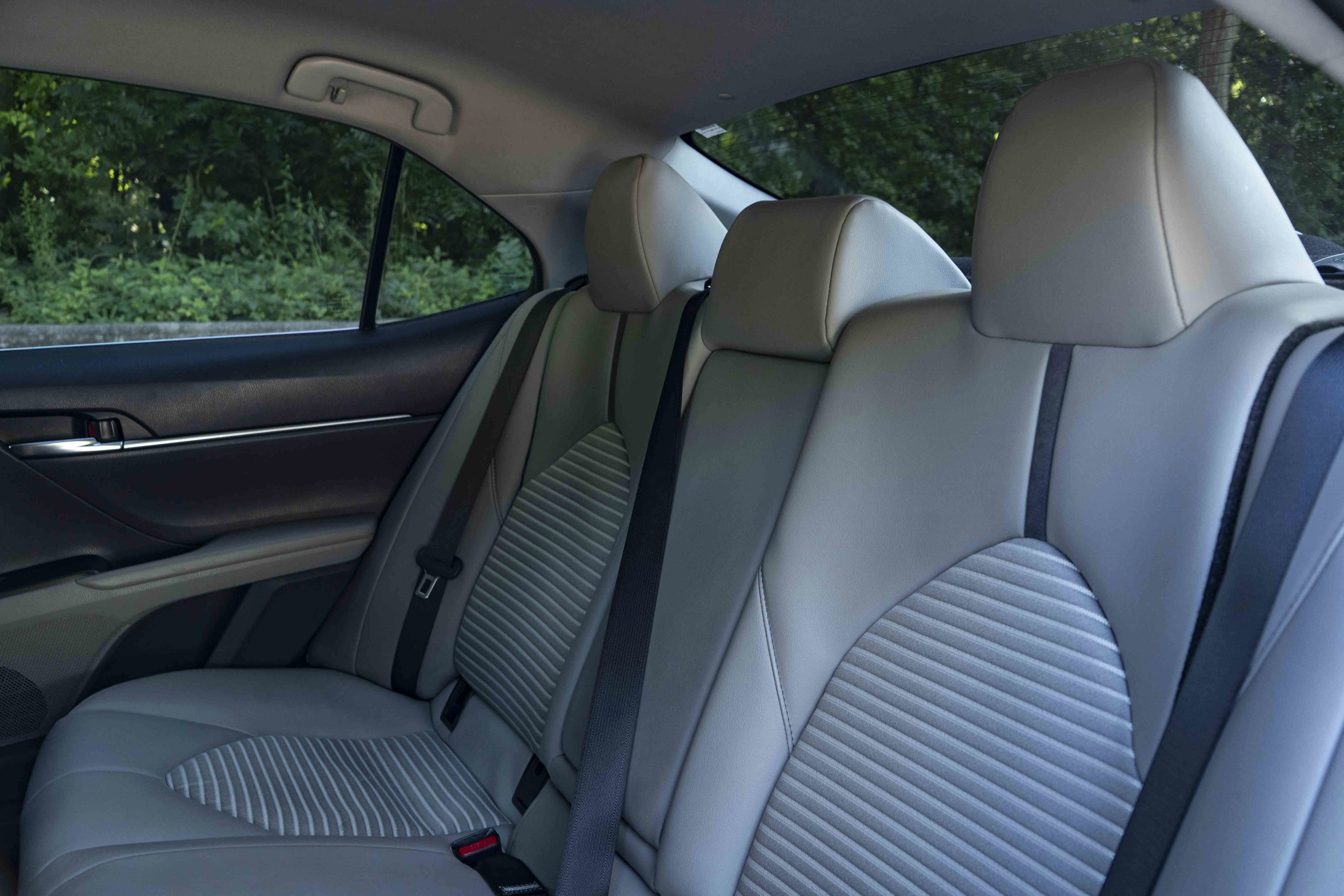 Used 2024 Toyota Camry SE FWD image 18