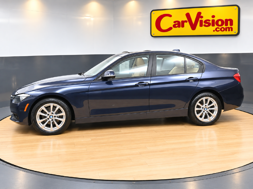 Used 2017 BMW 320i xDrive Sedan AWD/4WD image 4
