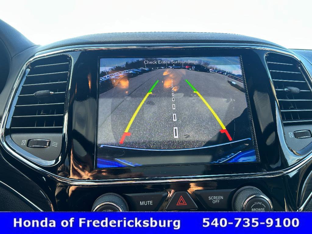 Used 2019 Jeep Grand Cherokee Overland AWD/4WD image 22