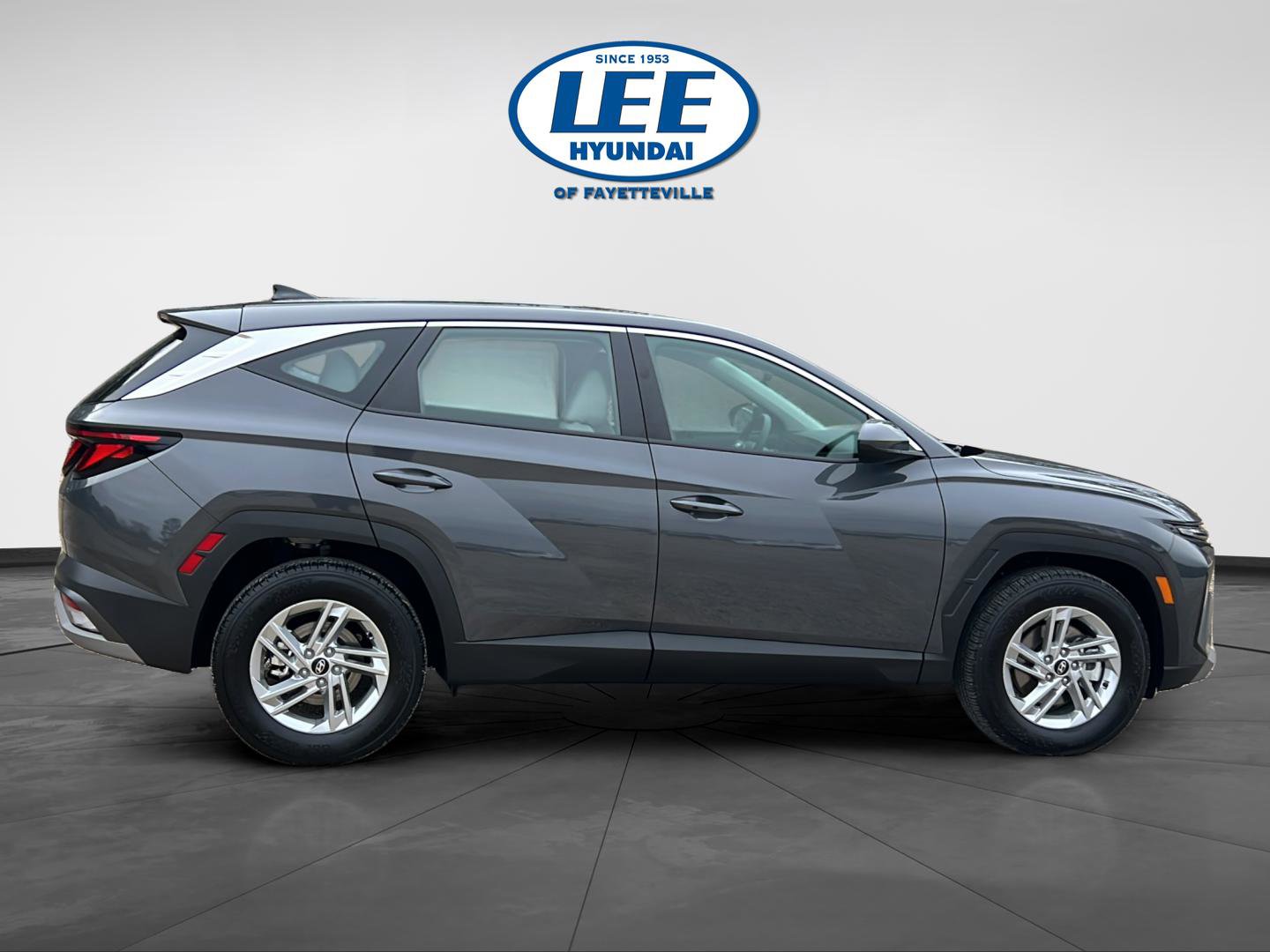 Certified 2025 Hyundai Tucson SE FWD image 6