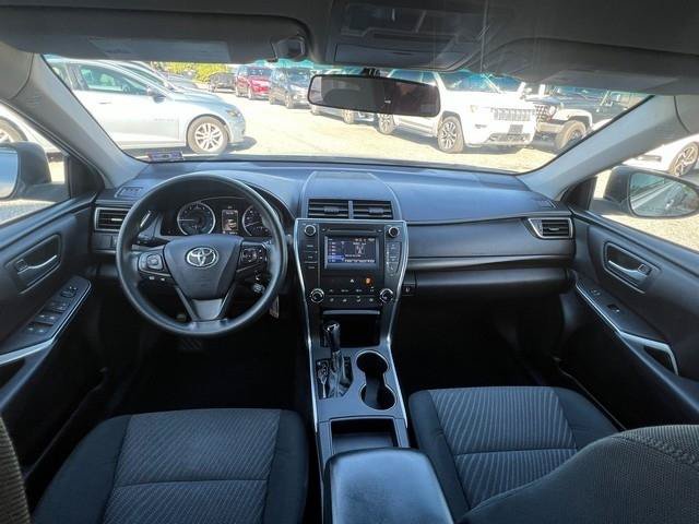 Used 2017 Toyota Camry LE FWD image 16