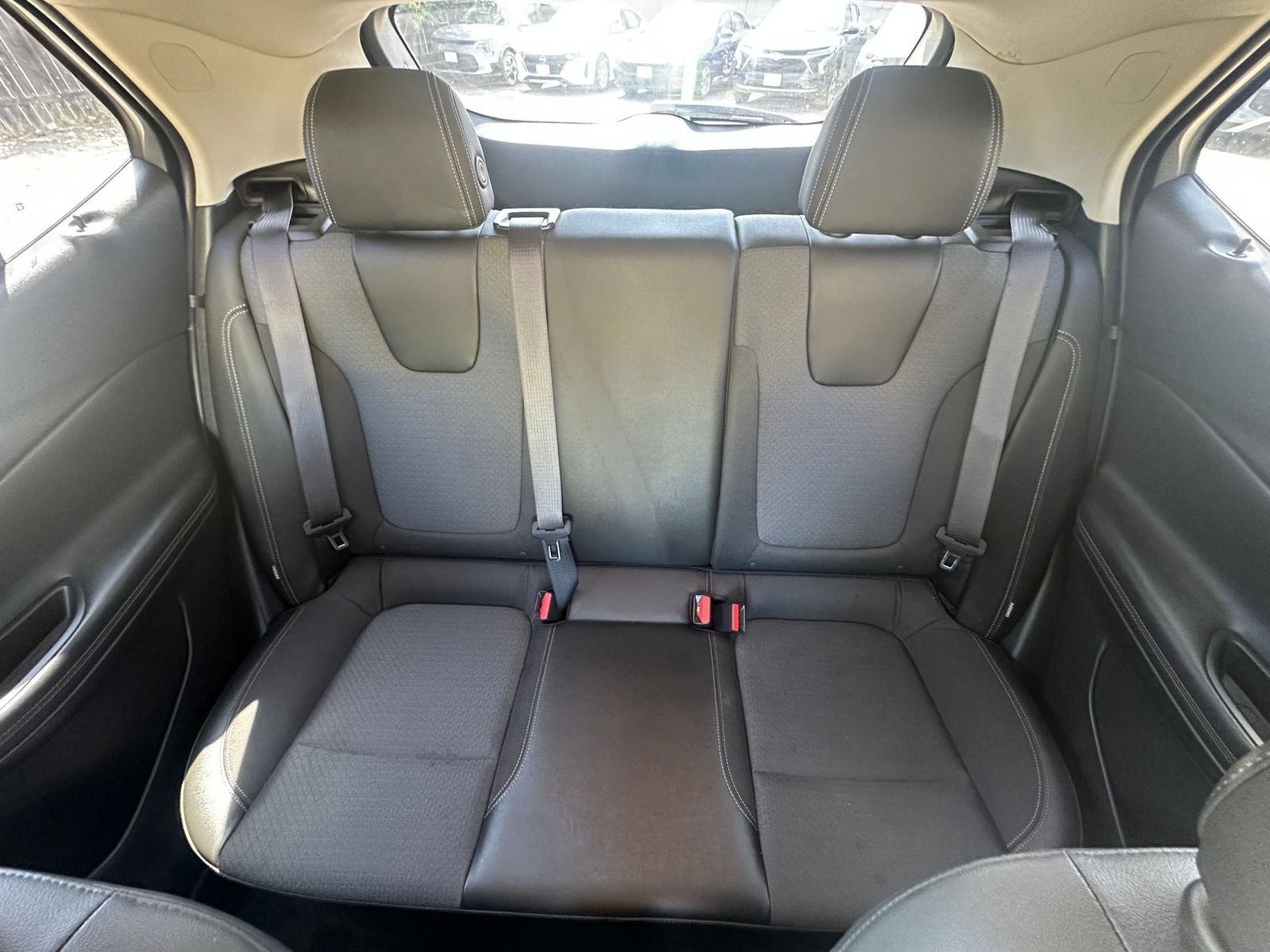 Used 2025 Buick Encore GX Preferred FWD image 36