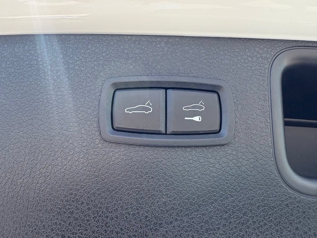 Used 2018 Porsche Macan S AWD/4WD image 14