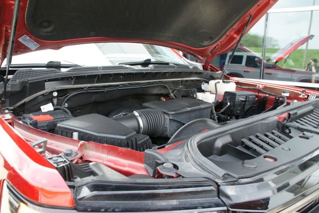 Used 2024 GMC Sierra 2500 AT4X AWD/4WD image 17