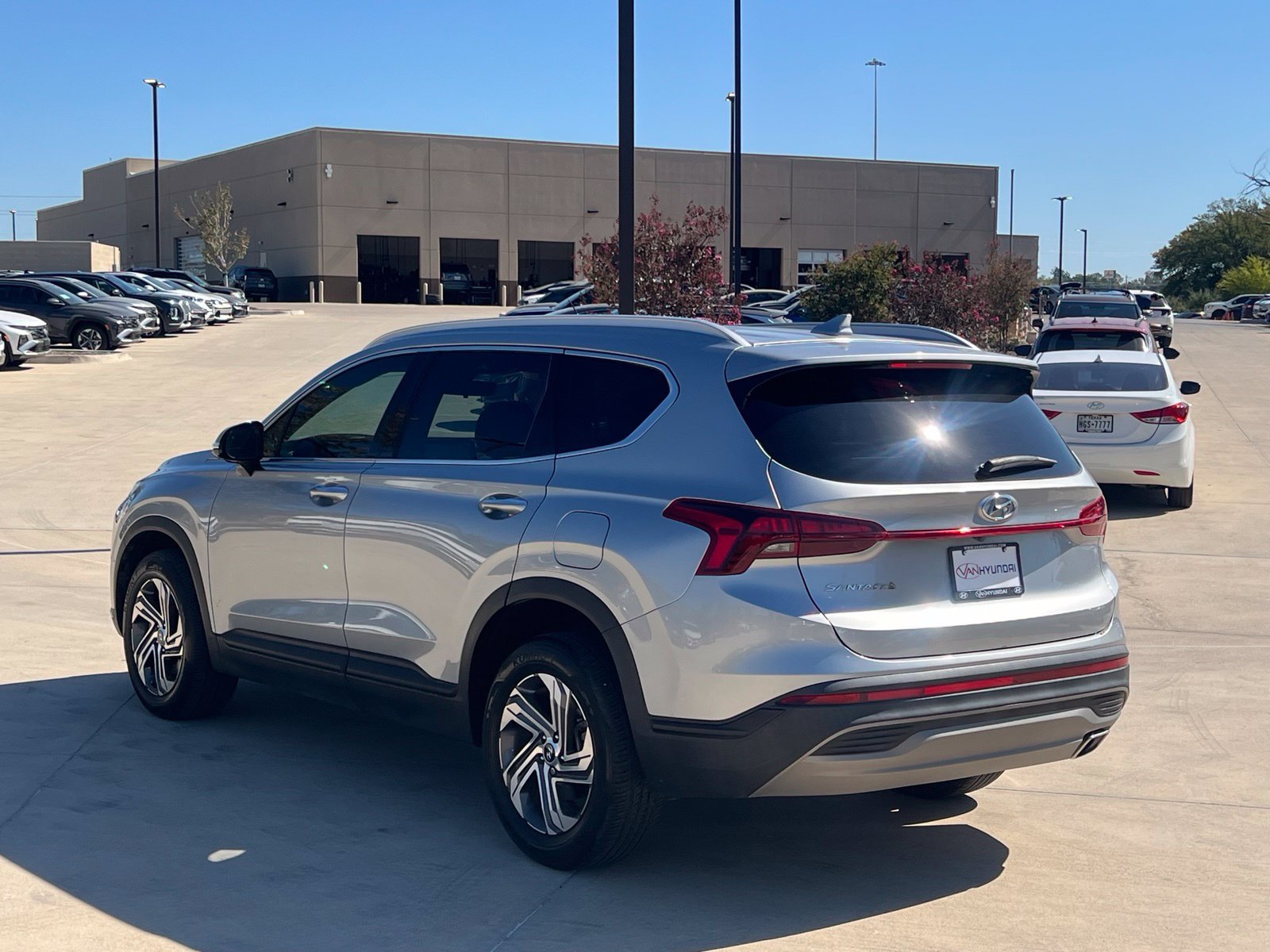 Certified 2023 Hyundai Santa Fe SEL FWD image 9