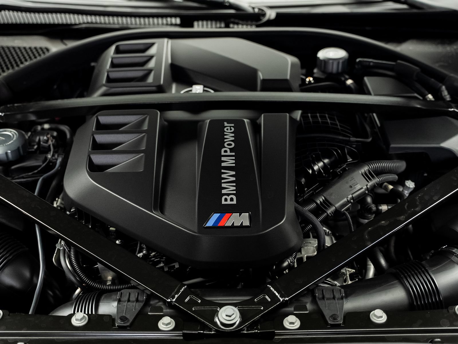 Used 2021 BMW M4 Coupe w/ M Carbon Exterior Package RWD image 64
