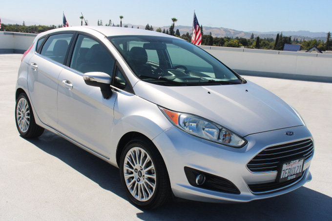 Used 2014 Ford Fiesta Titanium FWD image 2