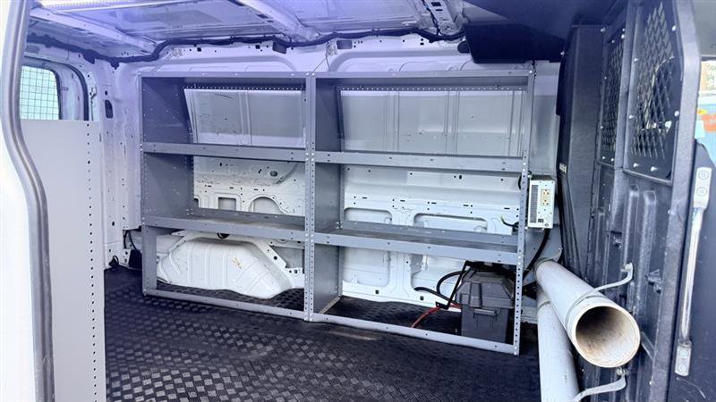 Used 2016 Ford Transit 250 130 Low Roof RWD image 22