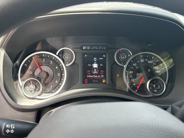 New 2026 RAM 2500 Tradesman AWD/4WD image 26
