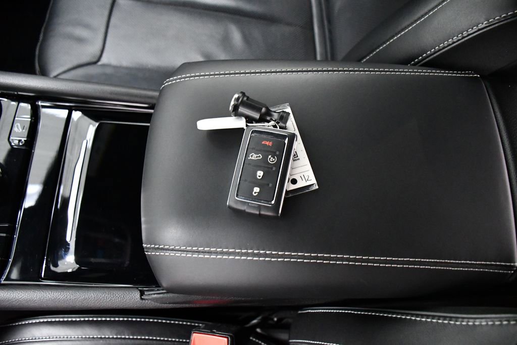 Used 2022 Jeep Grand Cherokee Overland image 24